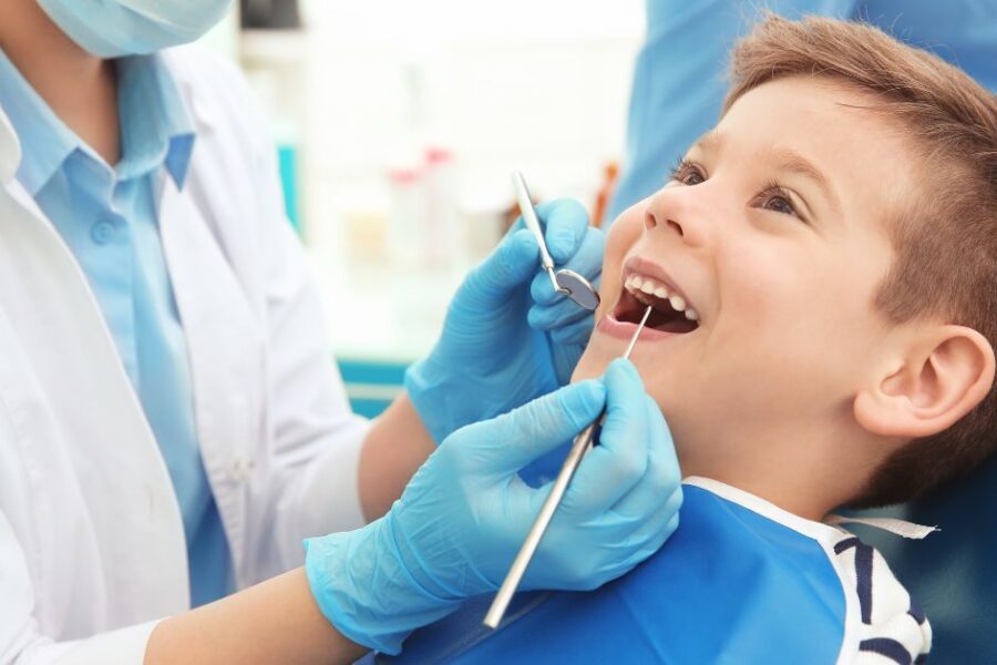 Expansor palatino digital Invisalign: ortodoncia sin metal | Clinica Dental Ramis Gandía expansor palatino digital (IPE)